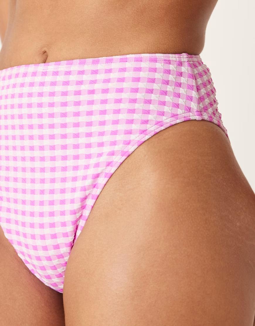 dół od bikini