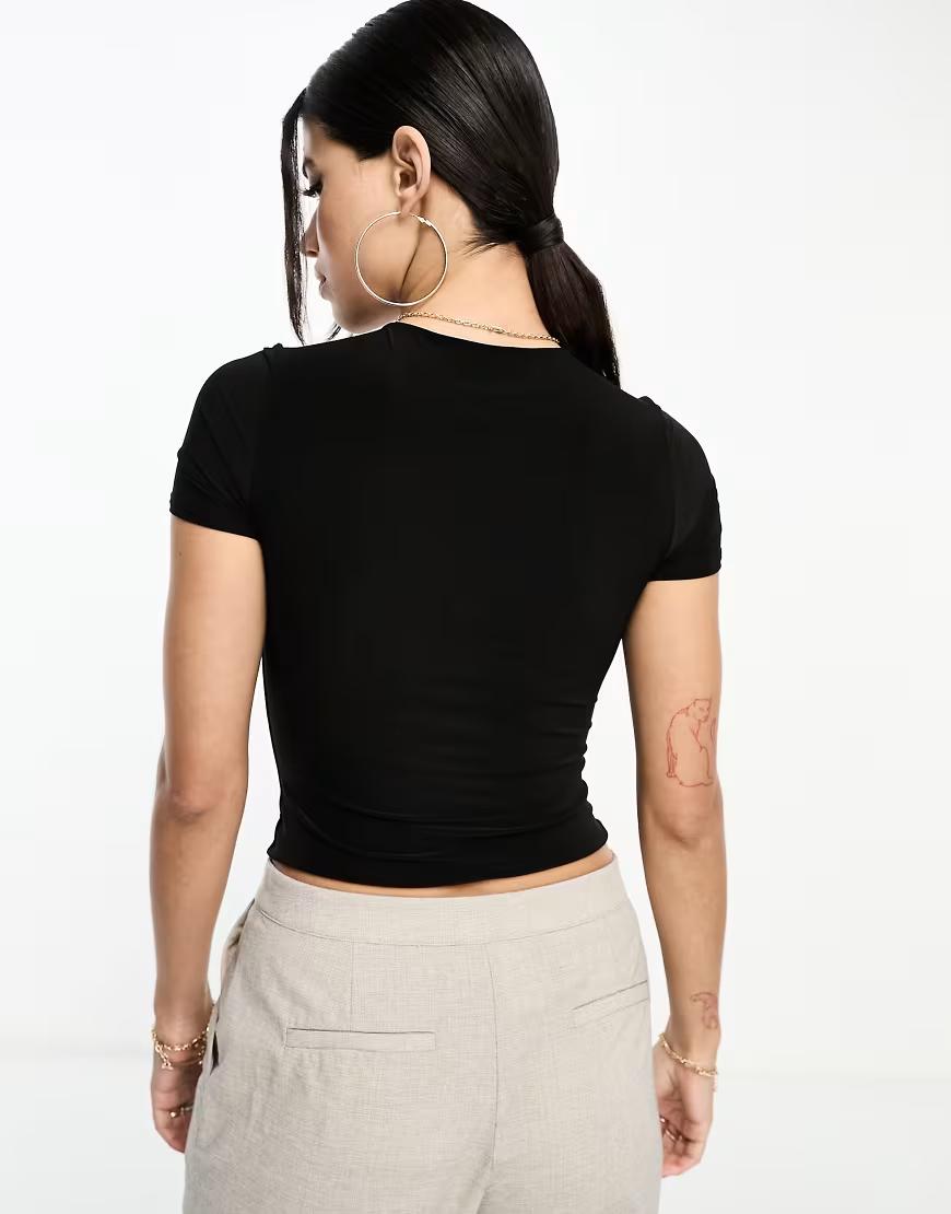 klasyczny czarny t-shirt basic