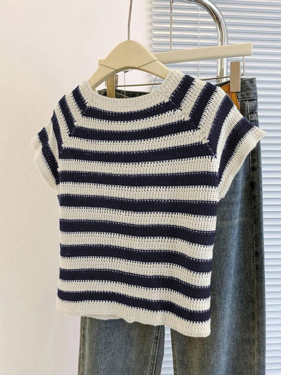 sweter krótki rękaw wzór paski 