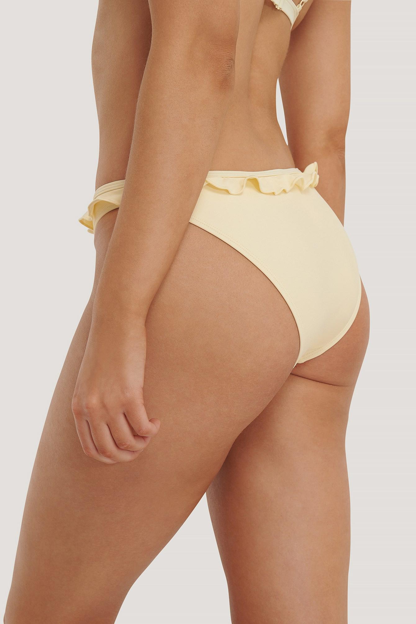 żółty dół od bikini