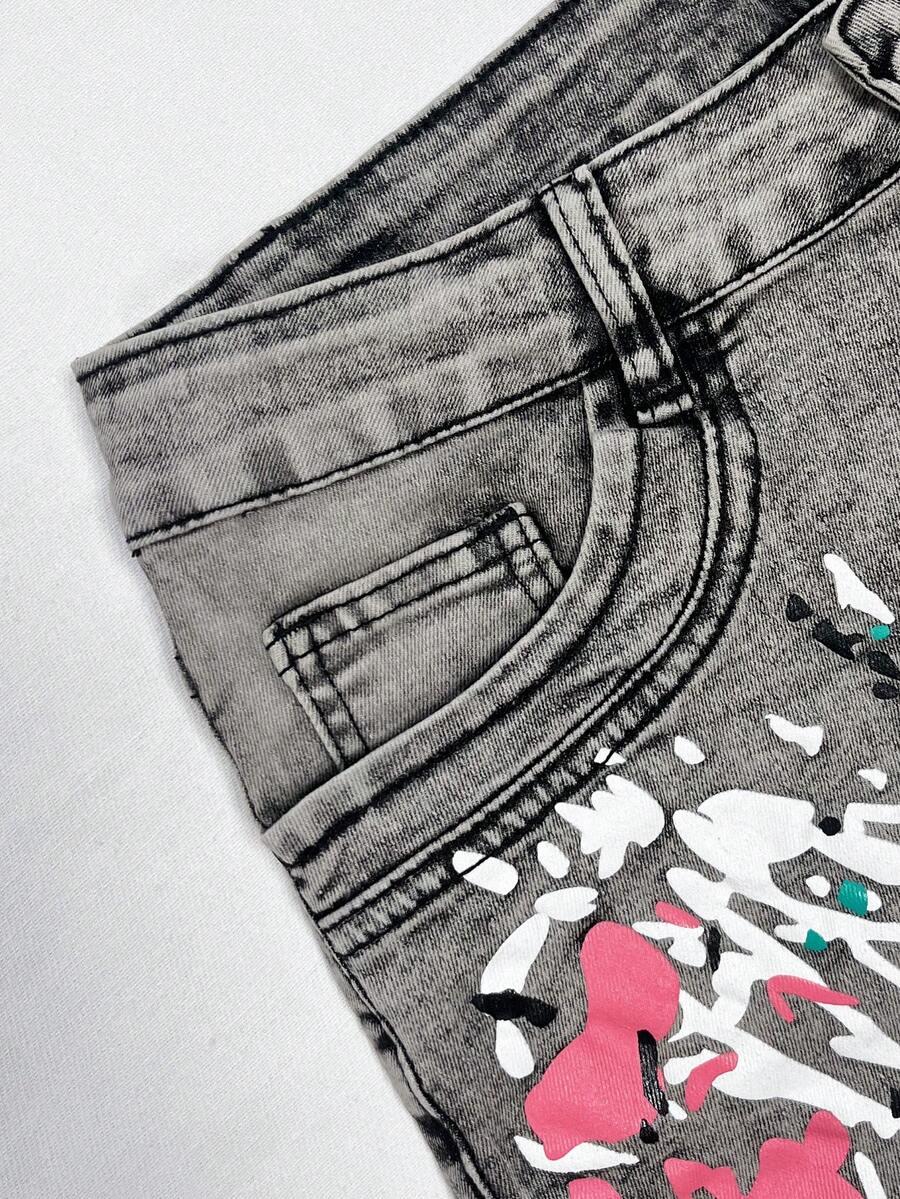 czarne krótkie spodenki jeans print