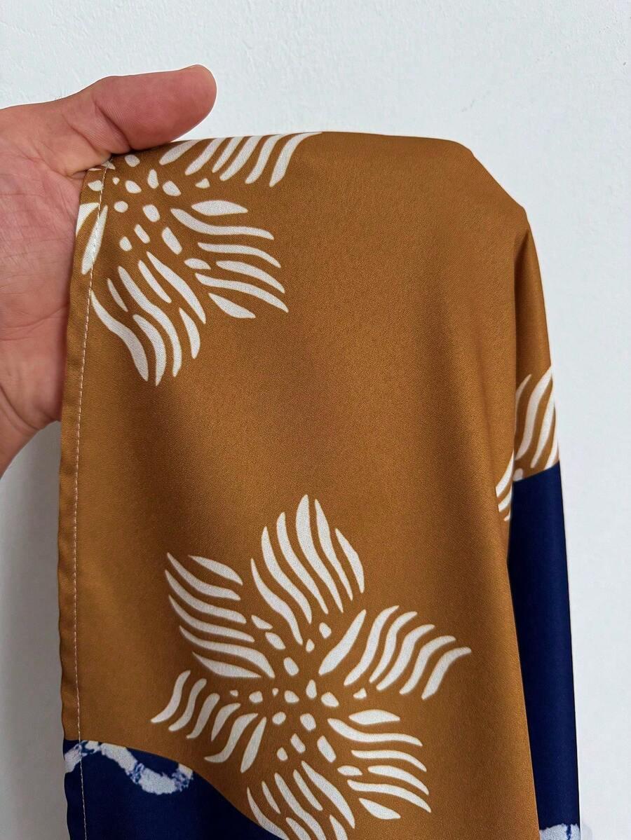 mini sukienka dekolt v