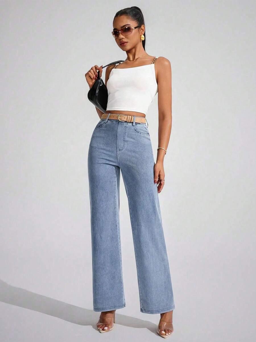 niebieskie spodnie jeans