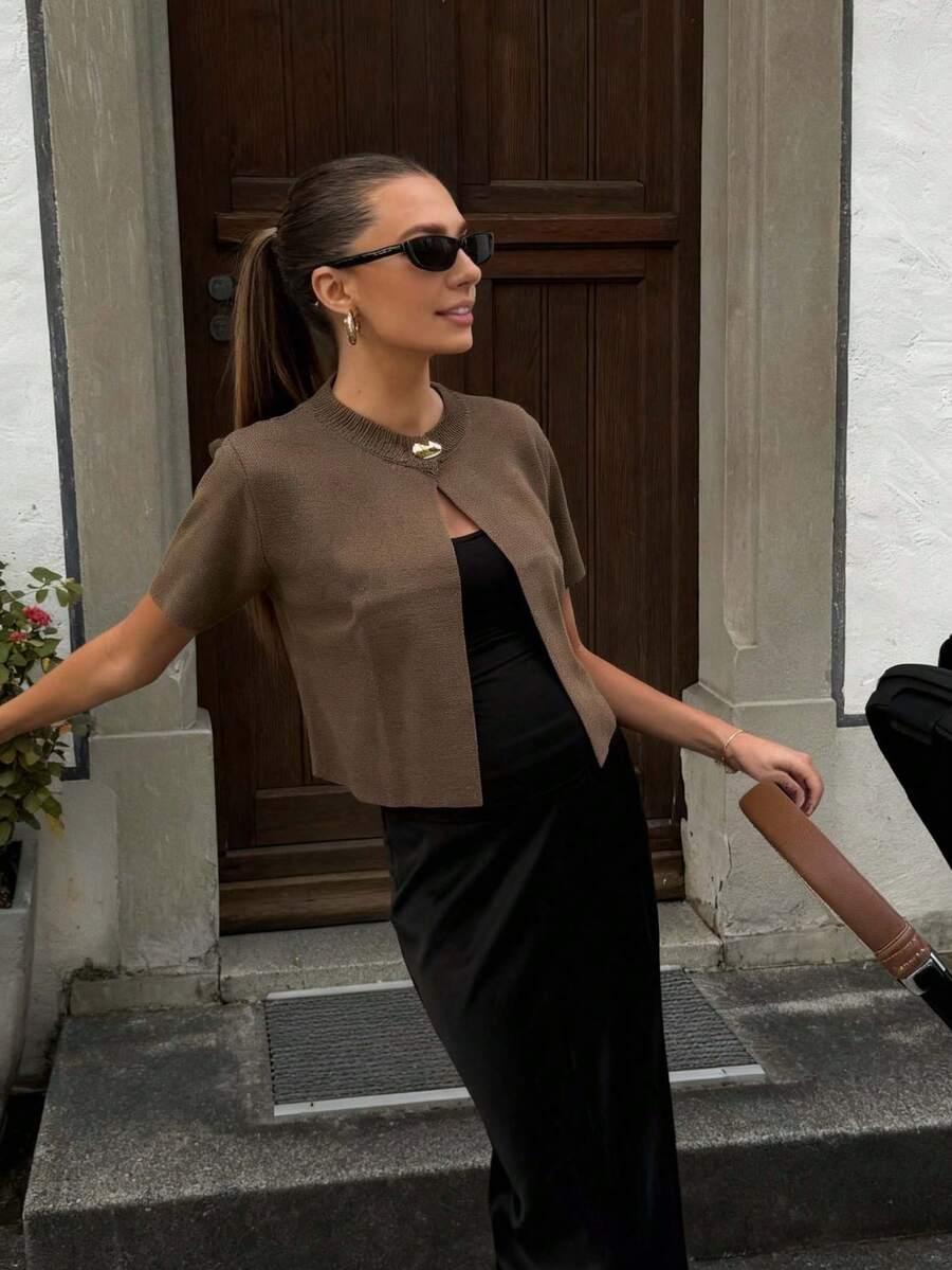 brązowy sweter krótki rękaw