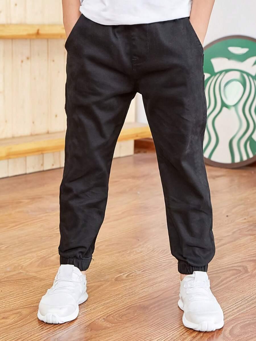 czarne spodnie jogger