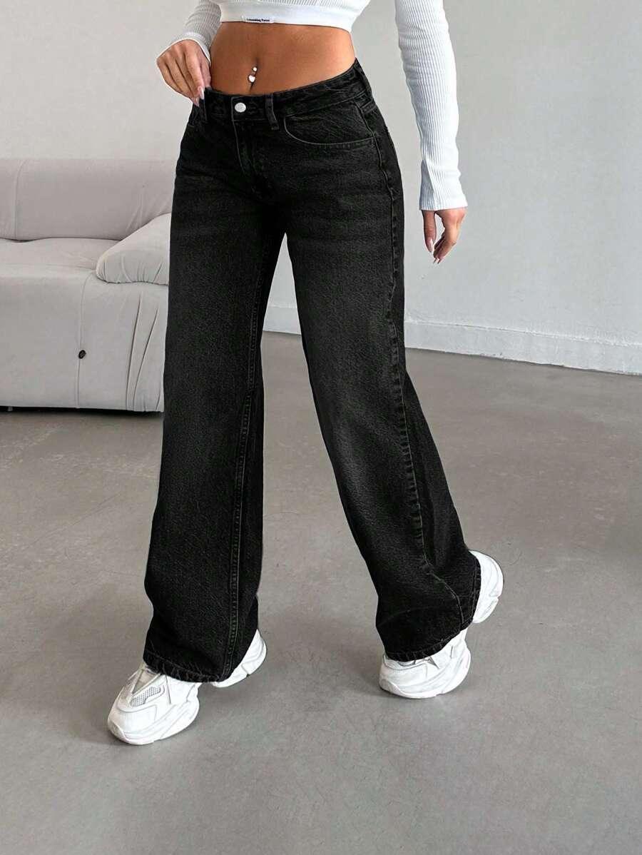 czarne spodnie jeans