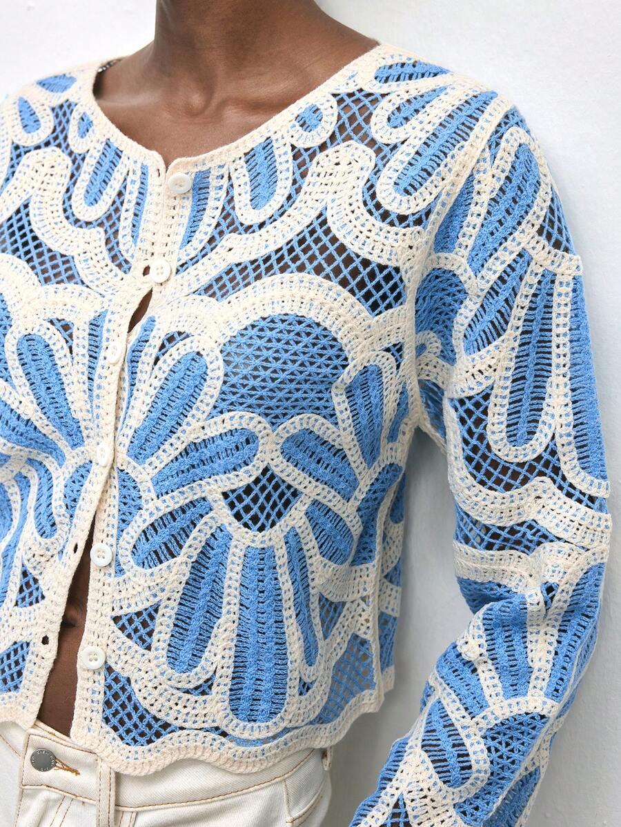 dzianinowy sweter kontrast guziki