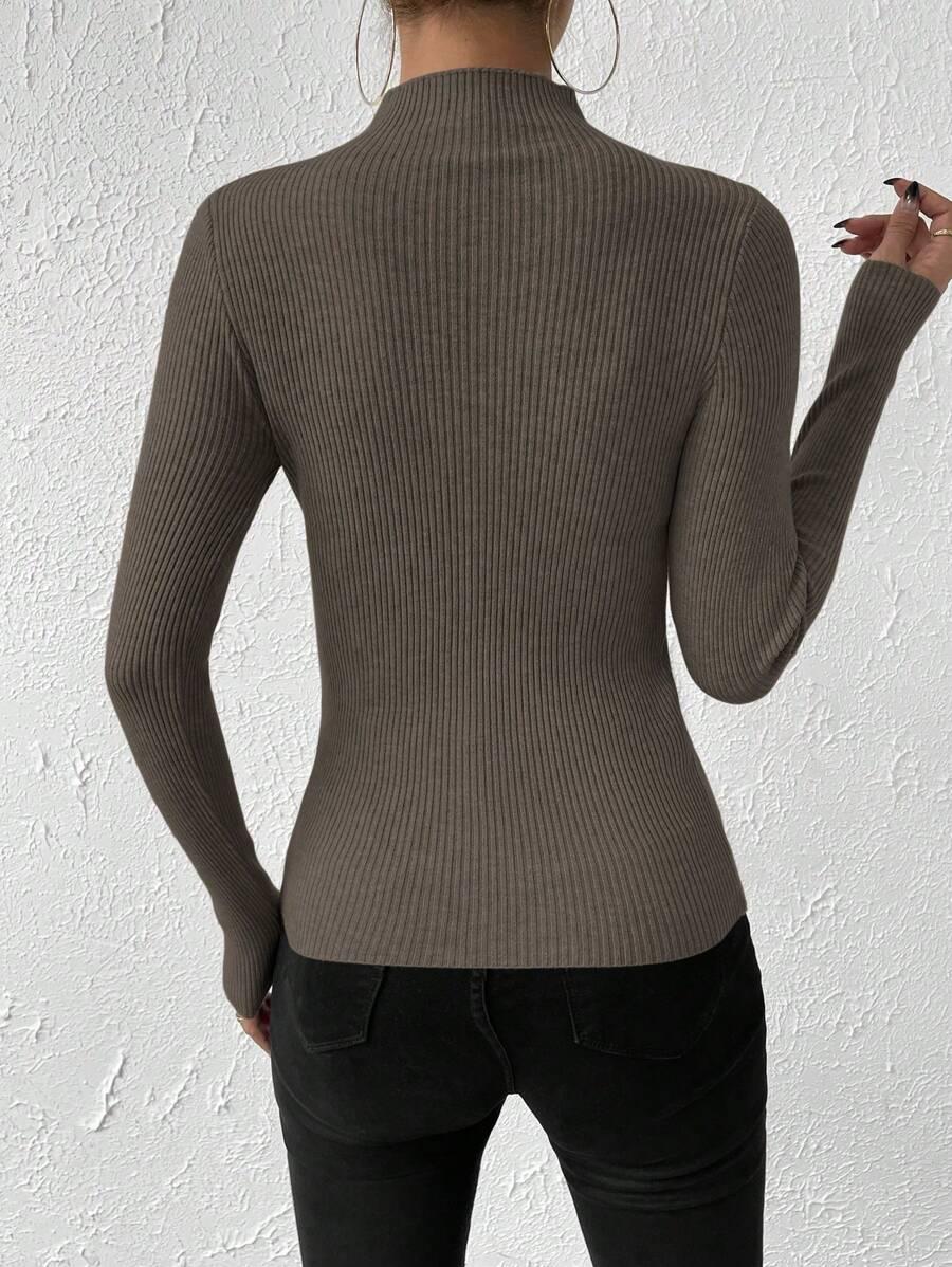 BRĄZOWY SWETER PRĄŻKI