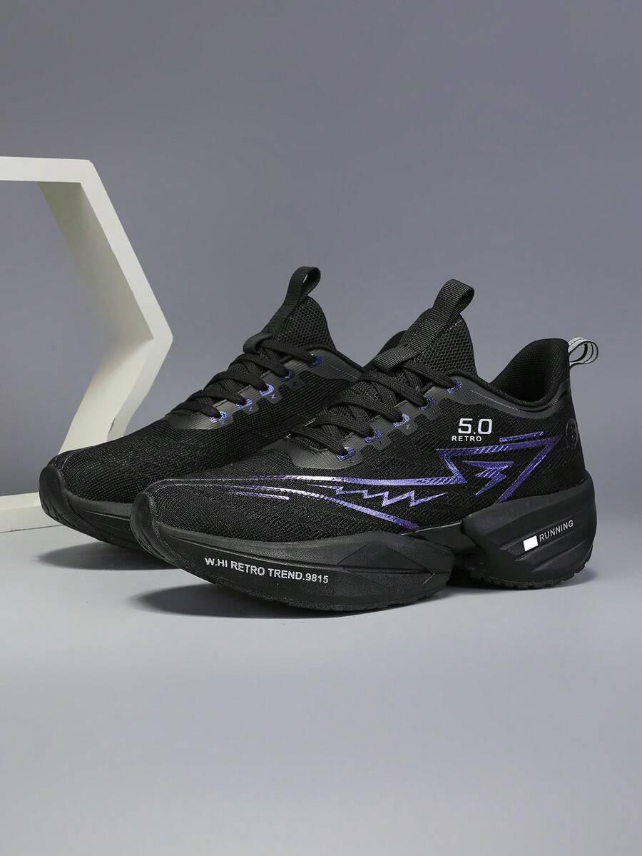 czarne buty sportowe