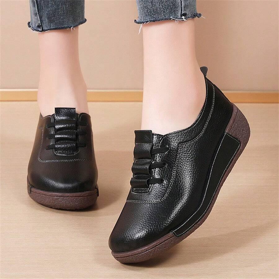 czarne buty sportowe