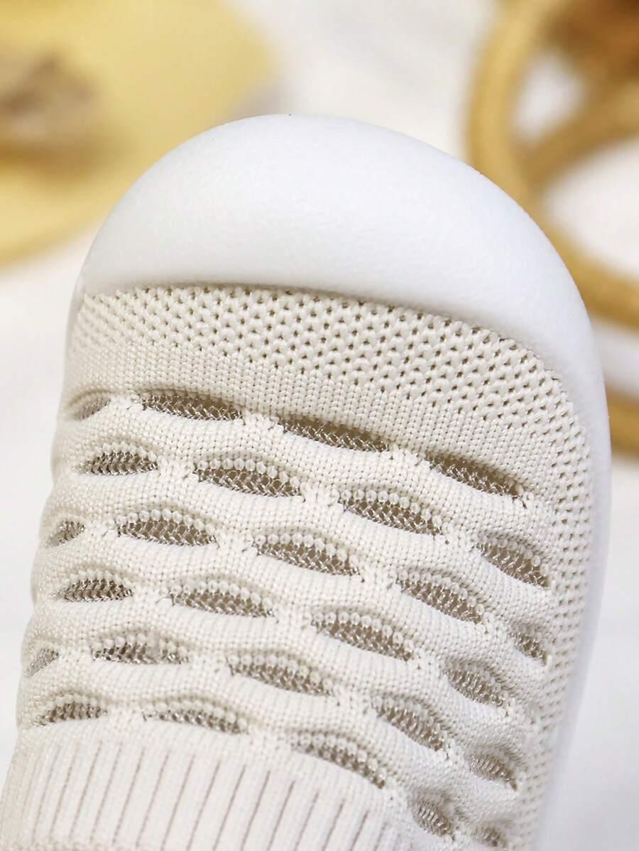 KREMOWE BUTY NIEMOWLĘCE