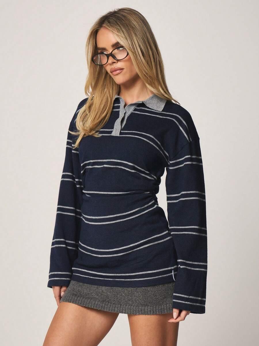 GRANATOWY SWETER PASKI