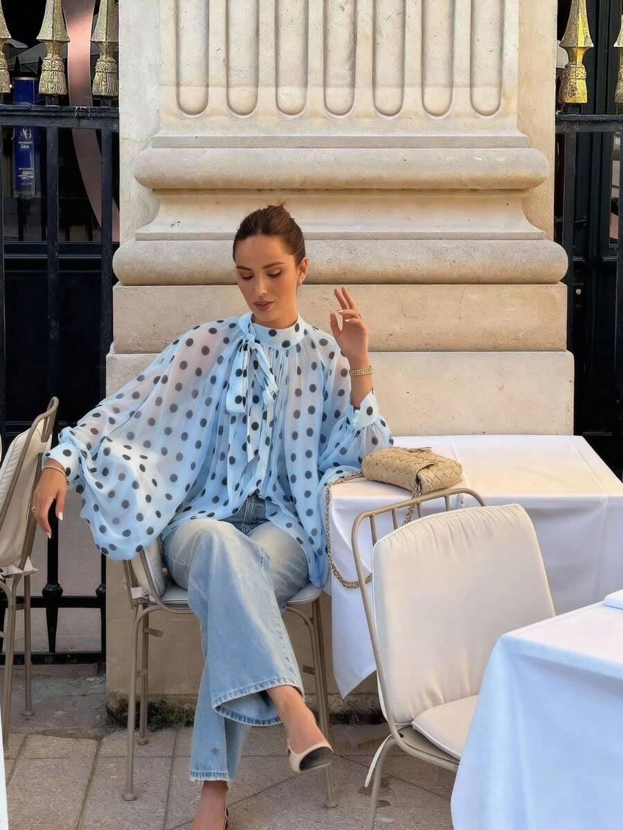 niebieska bluzka długi rękaw