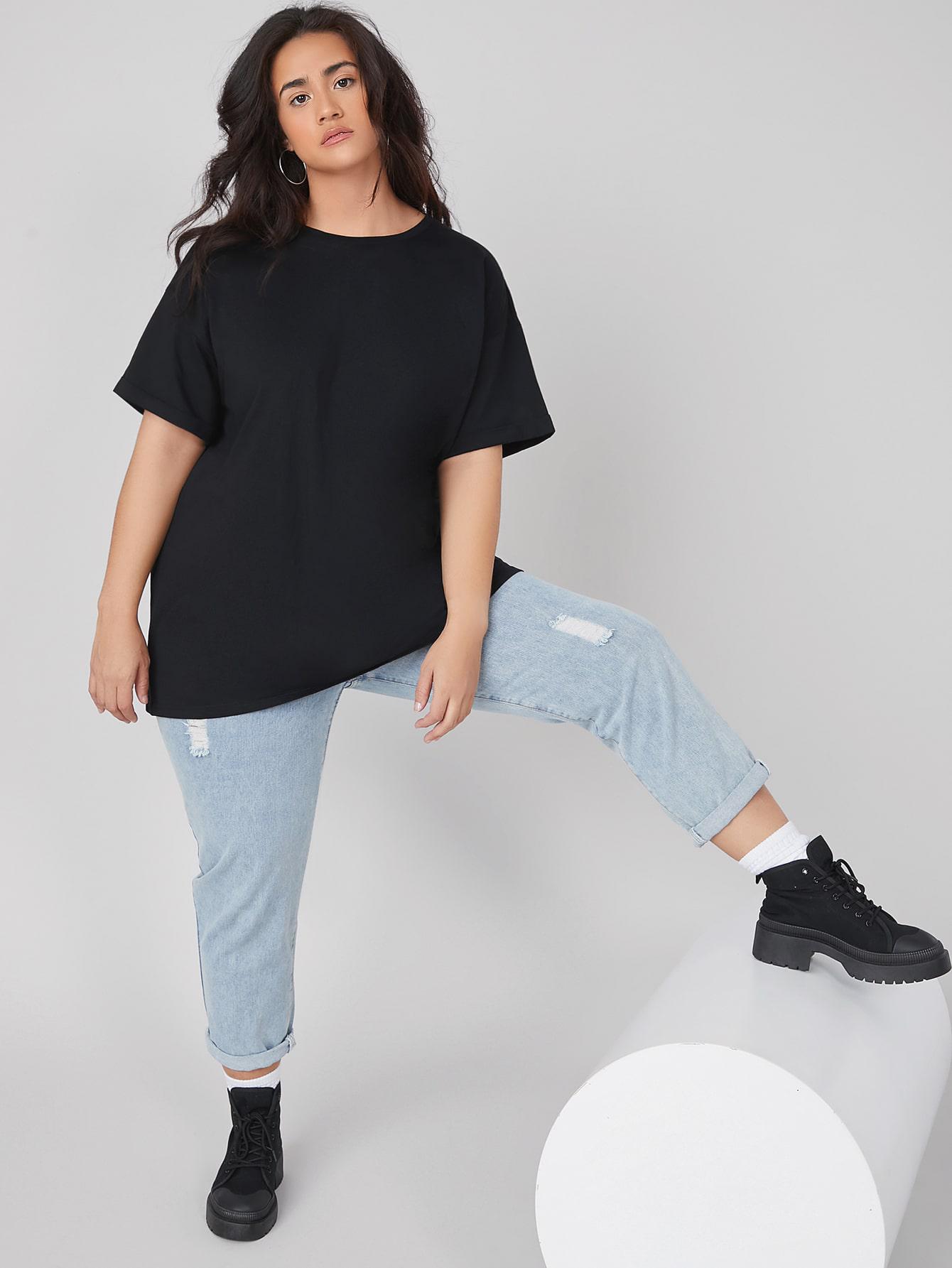 CZARNY KLASYCZNY T-SHIRT