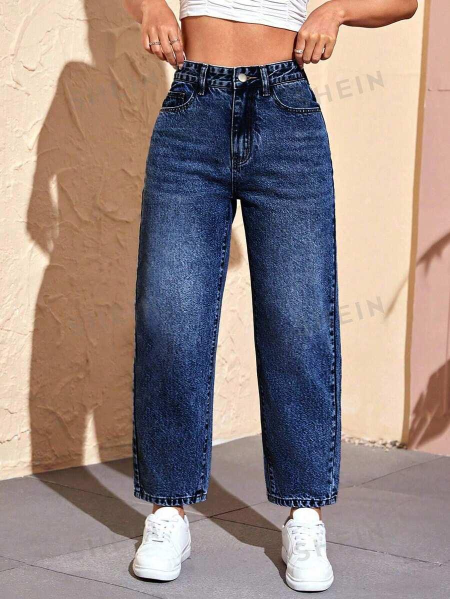 niebieskie spodnie jeans 
