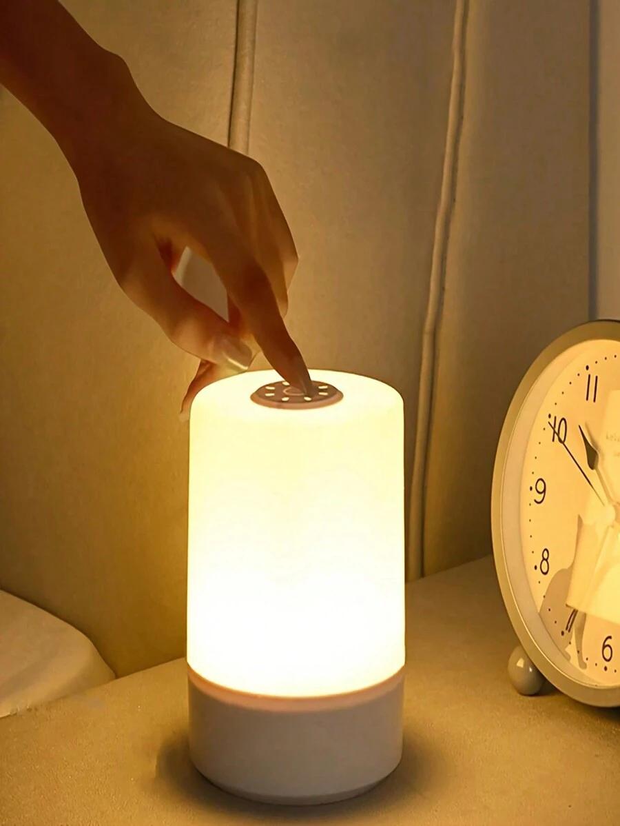 biała lampka nocna