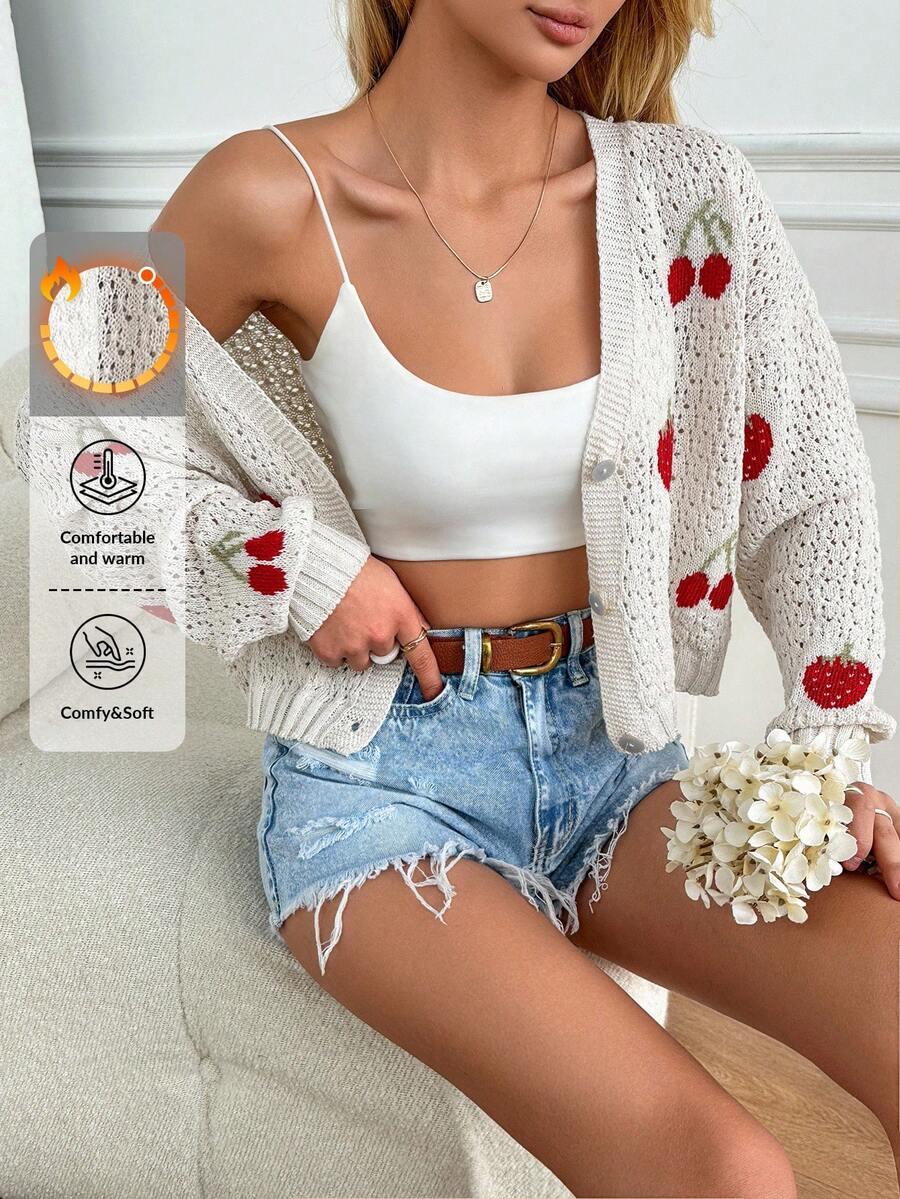 beżowy sweter guziki