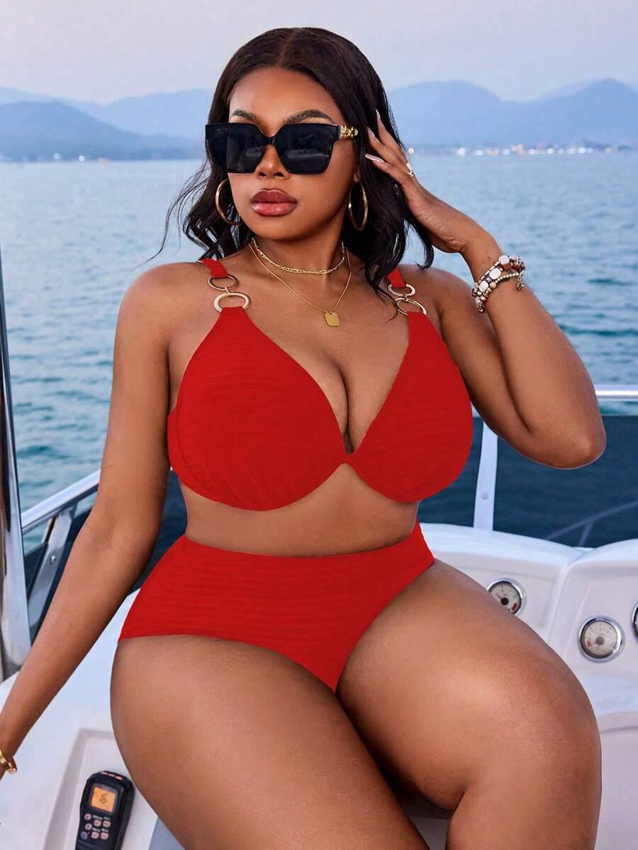 czerwony dół od bikini