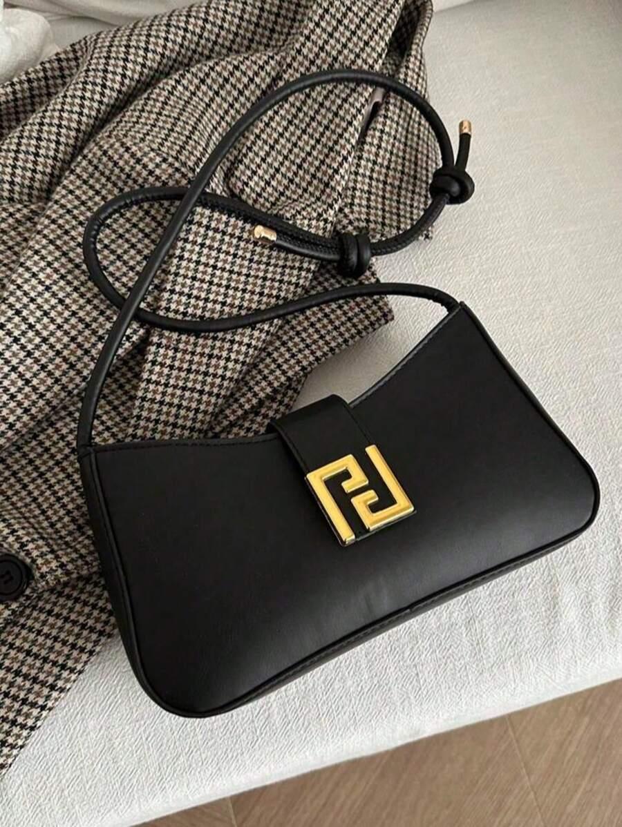 ELEGANCKA MAŁA TOREBKA Z OZDOBNYM DETALEM