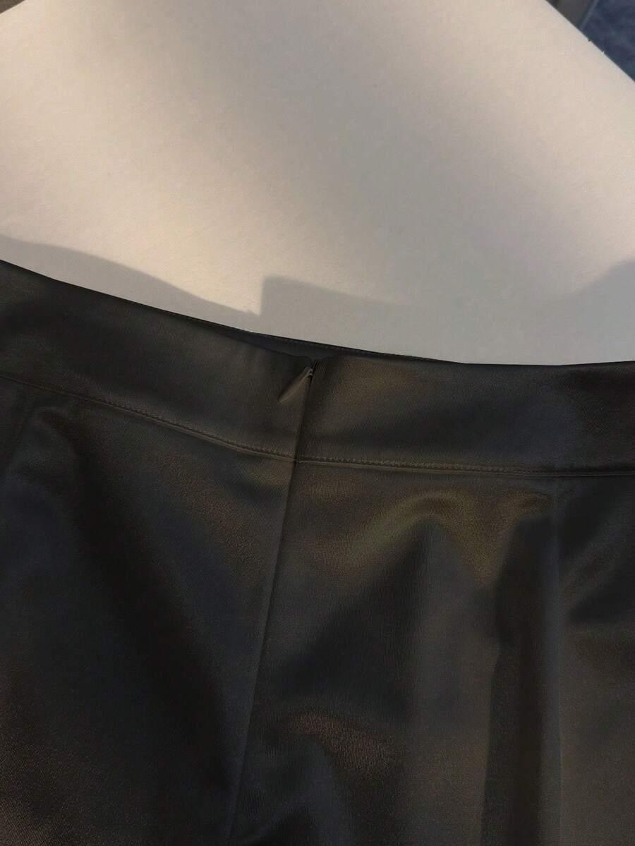 czarne spodenki zdobienie