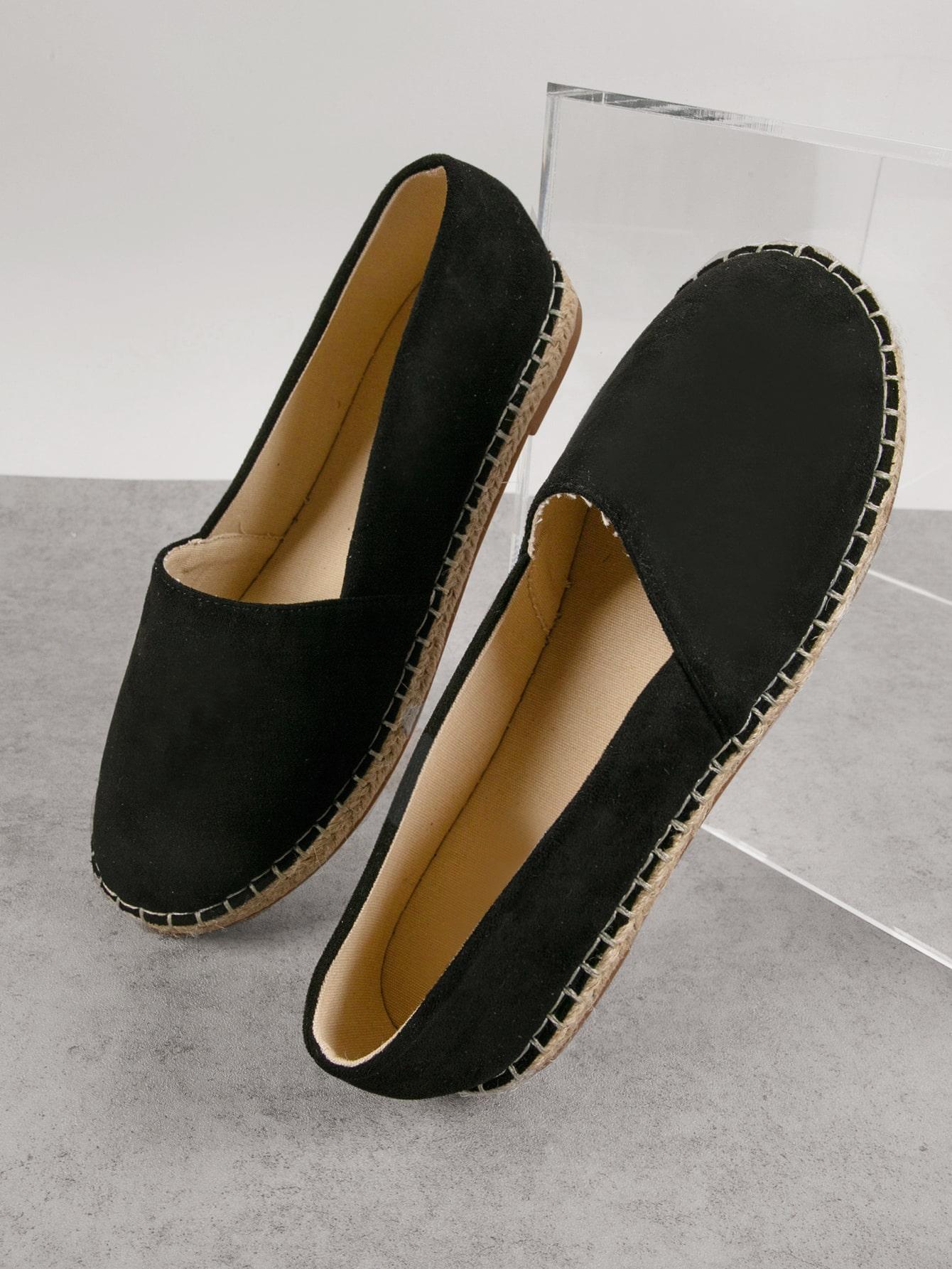 czarne wsuwane espadryle
