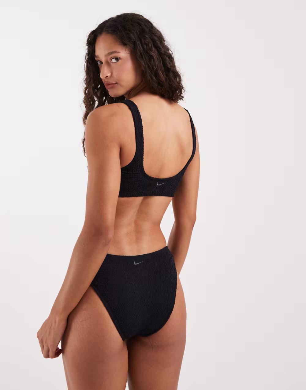 CZARNA GÓRA OD BIKINI tekstura logo nessg257-001