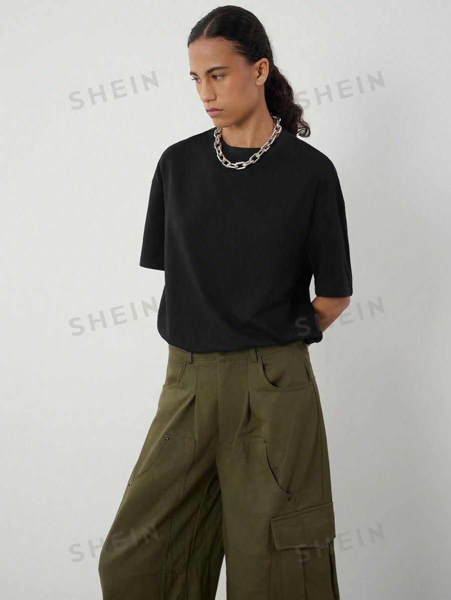 CZARNY T-SHIRT BASIC