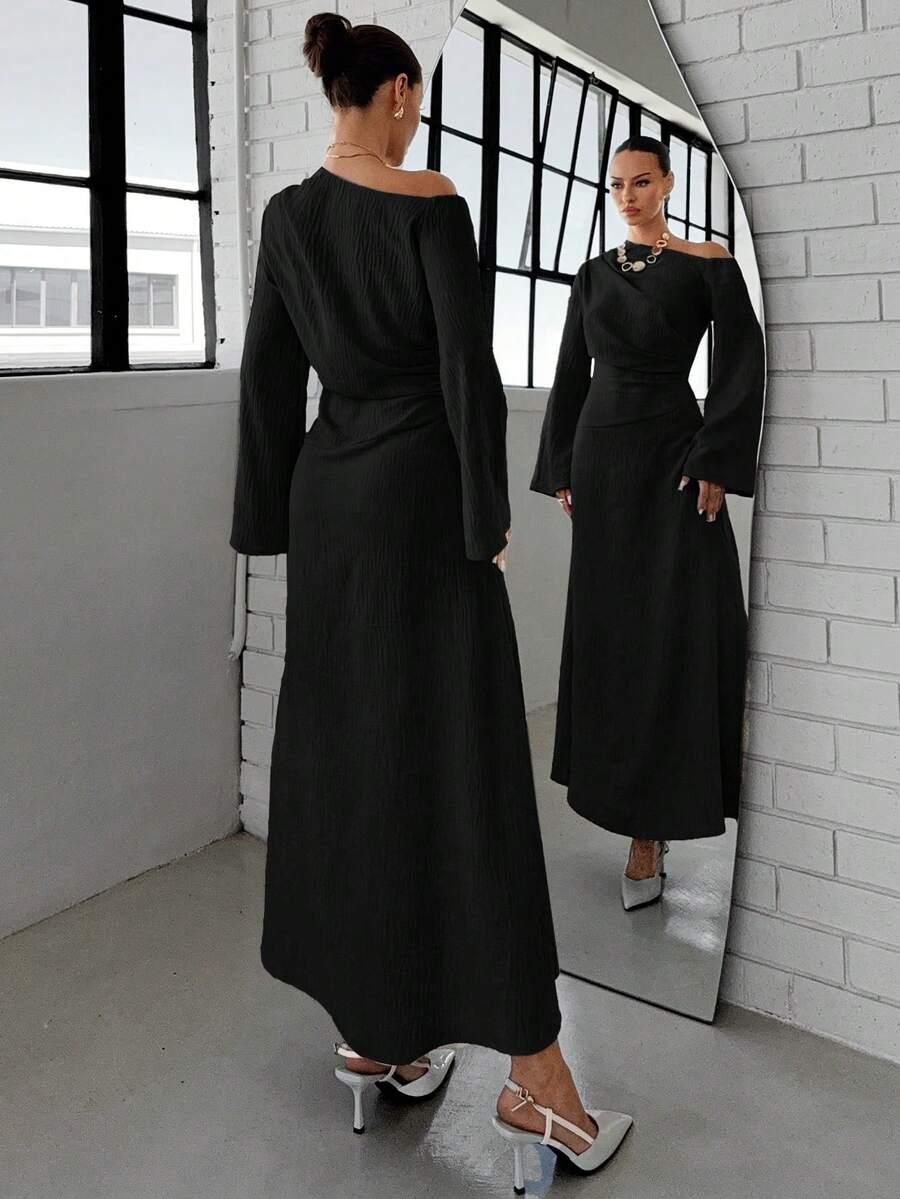 czarna sukienka maxi 