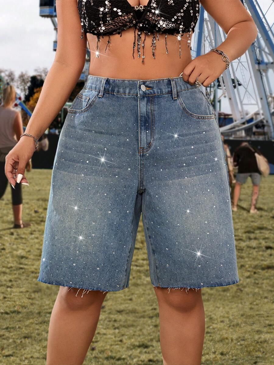 niebieskie spodenki jeans zdobienie