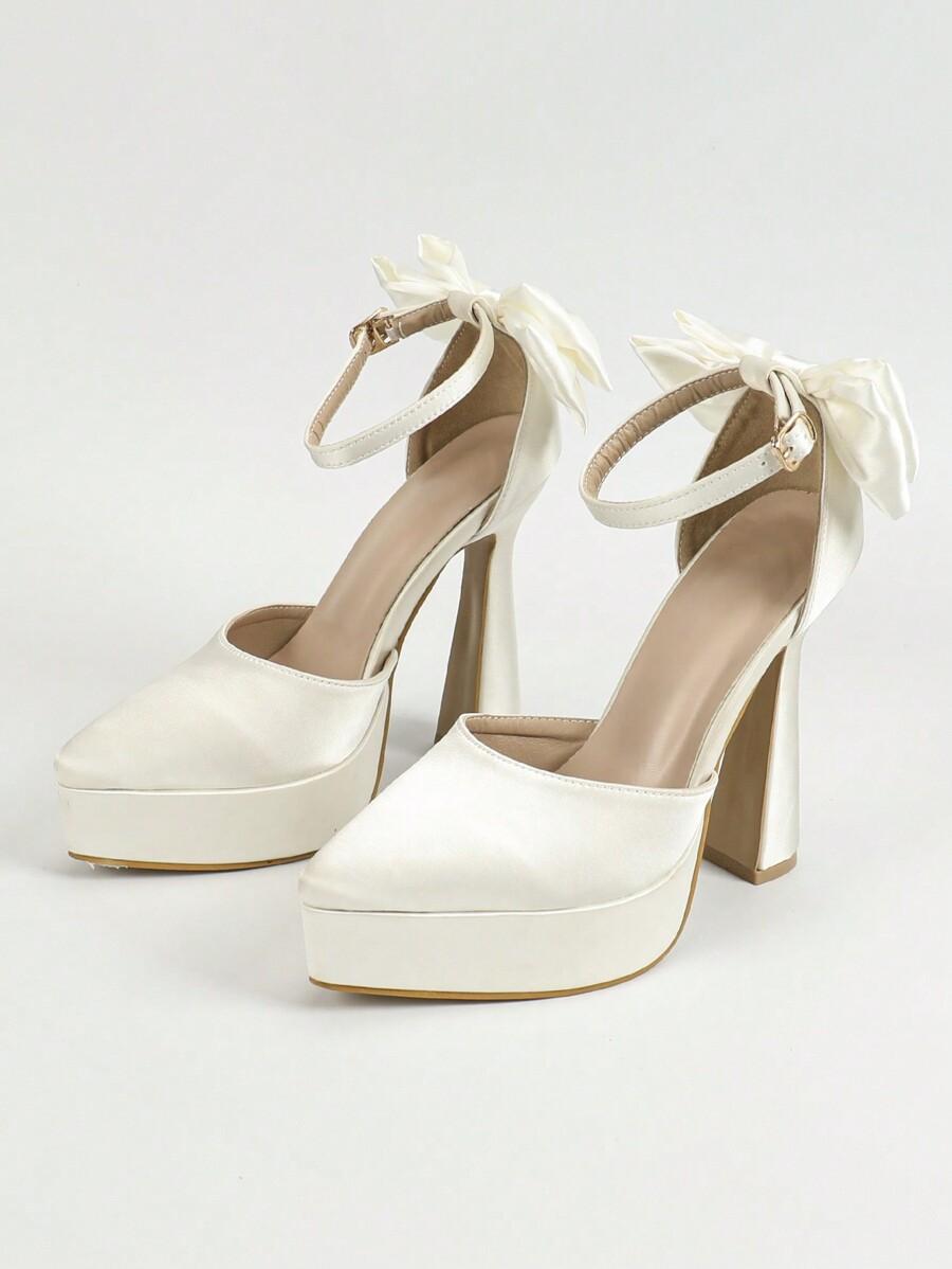 BIAŁE CZÓŁENKA PLATFORMA KOKARDY