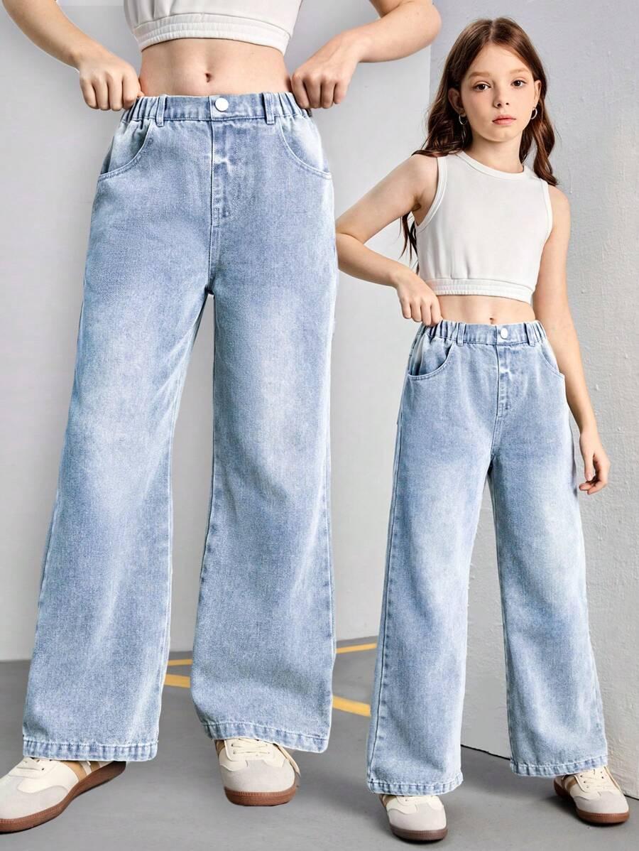 niebieskie spodnie jeans