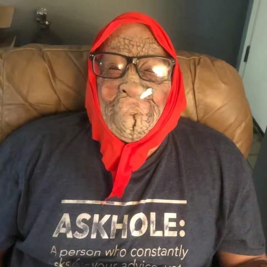 lateksowa maska chusta