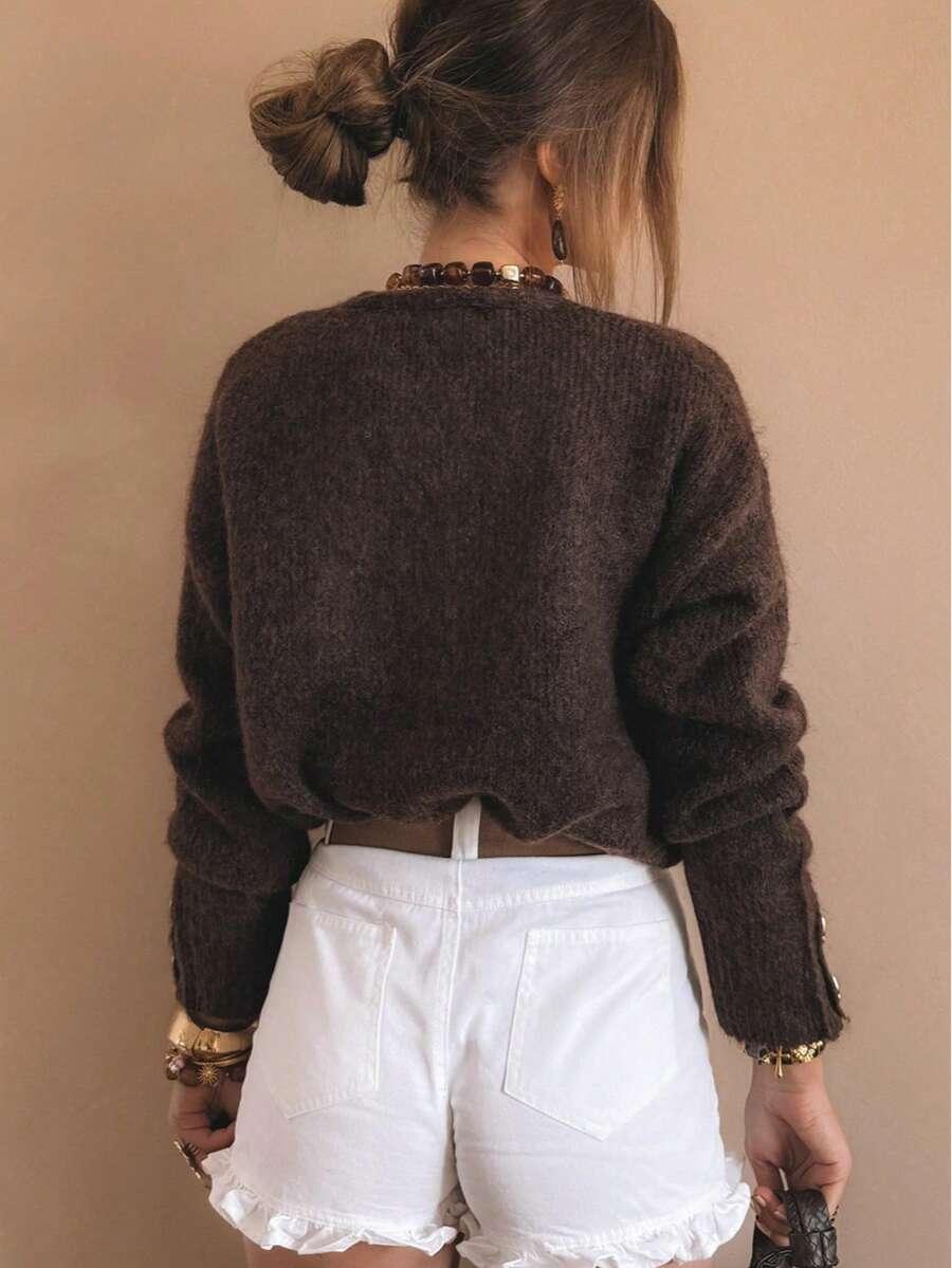 BRĄZOWY SWETER GUZIKI
