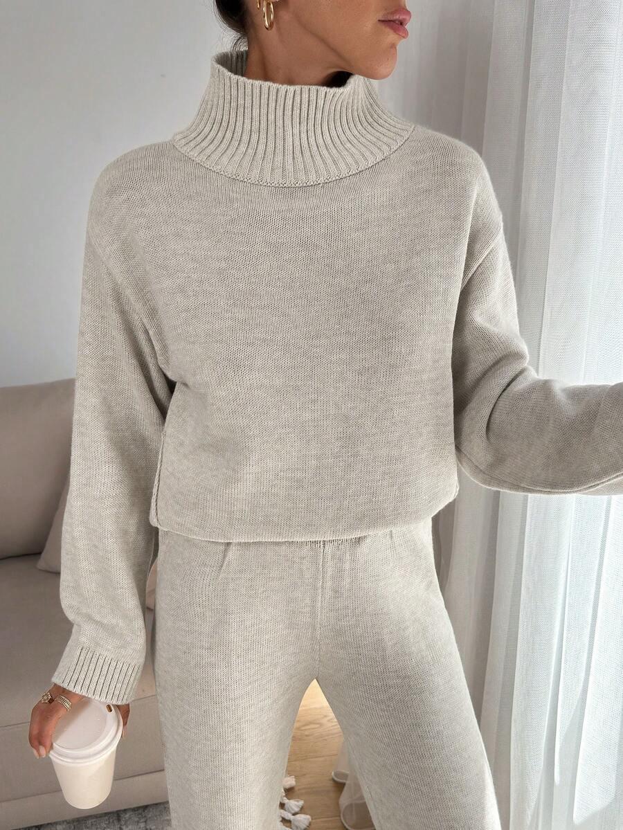 KOMPLET SWETER SPODNIE