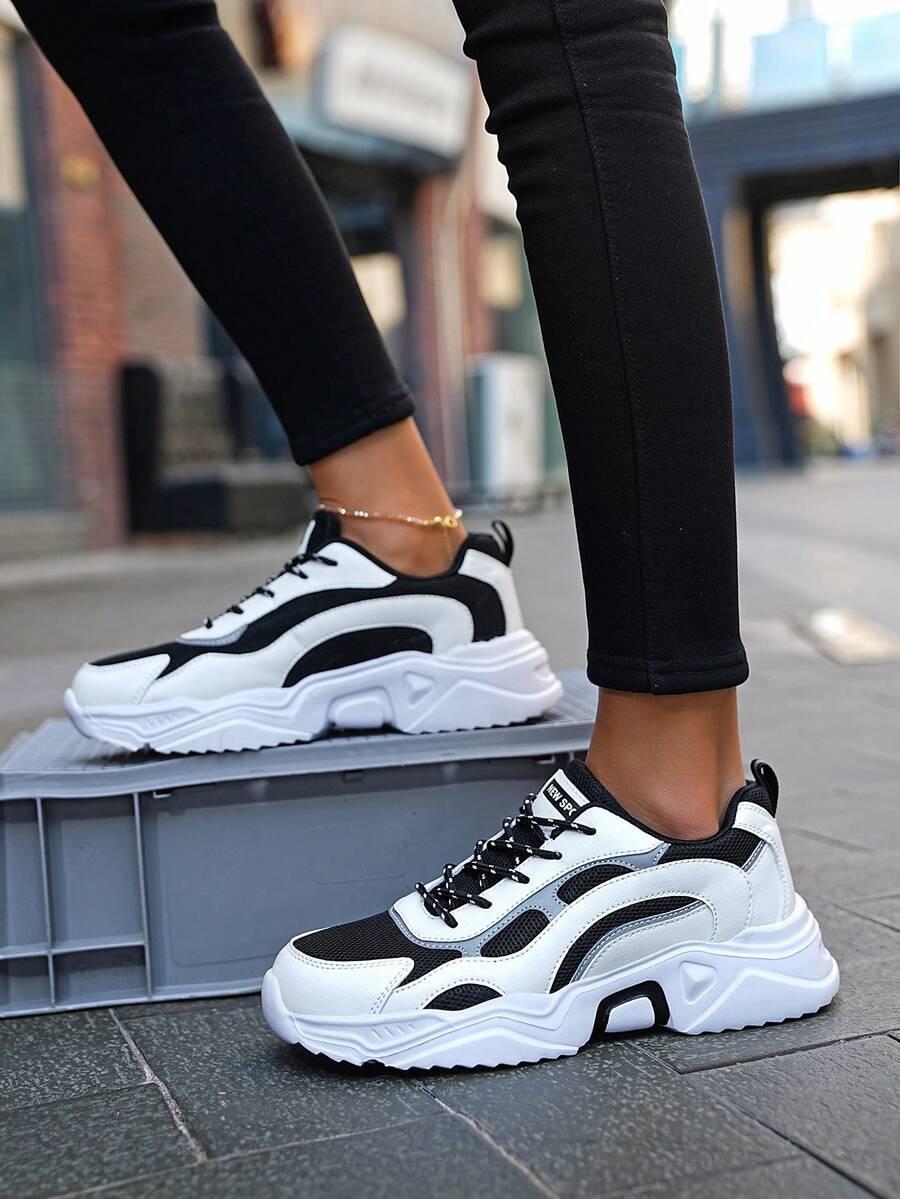sportowe wiązane buty