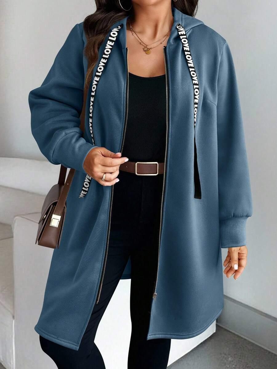 niebieska bluza kaptur