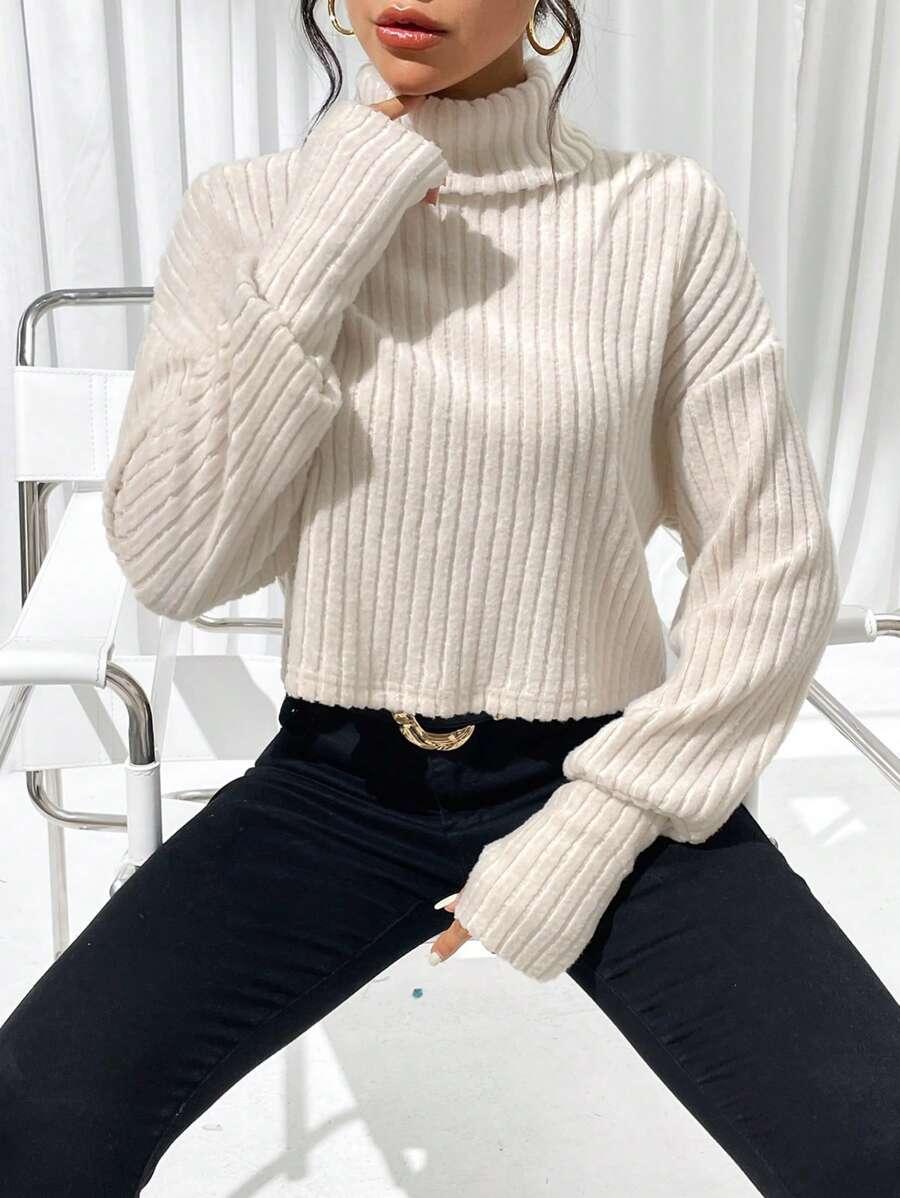 beżowy sweter golf