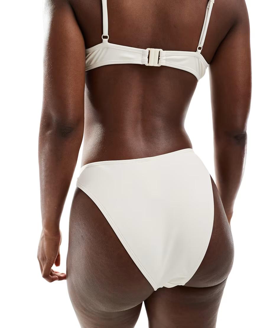 DÓŁ OD BIKINI ECRU
