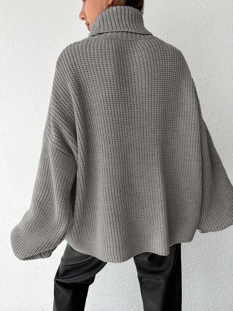 BEŻOWY SWETER GOLF