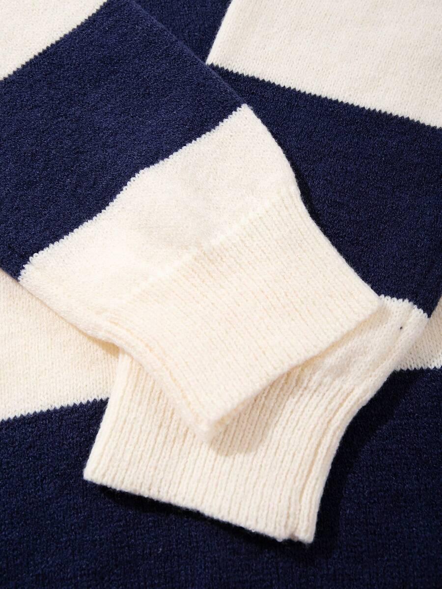 SWETER W PASKI