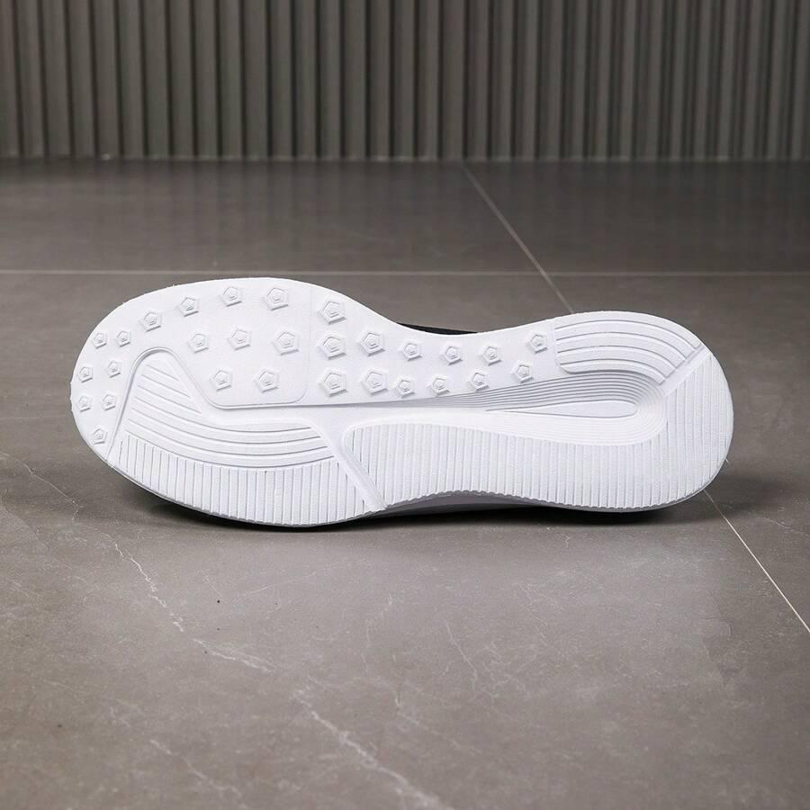 CZARNE SIATECZKOWE BUTY SPORTOWE