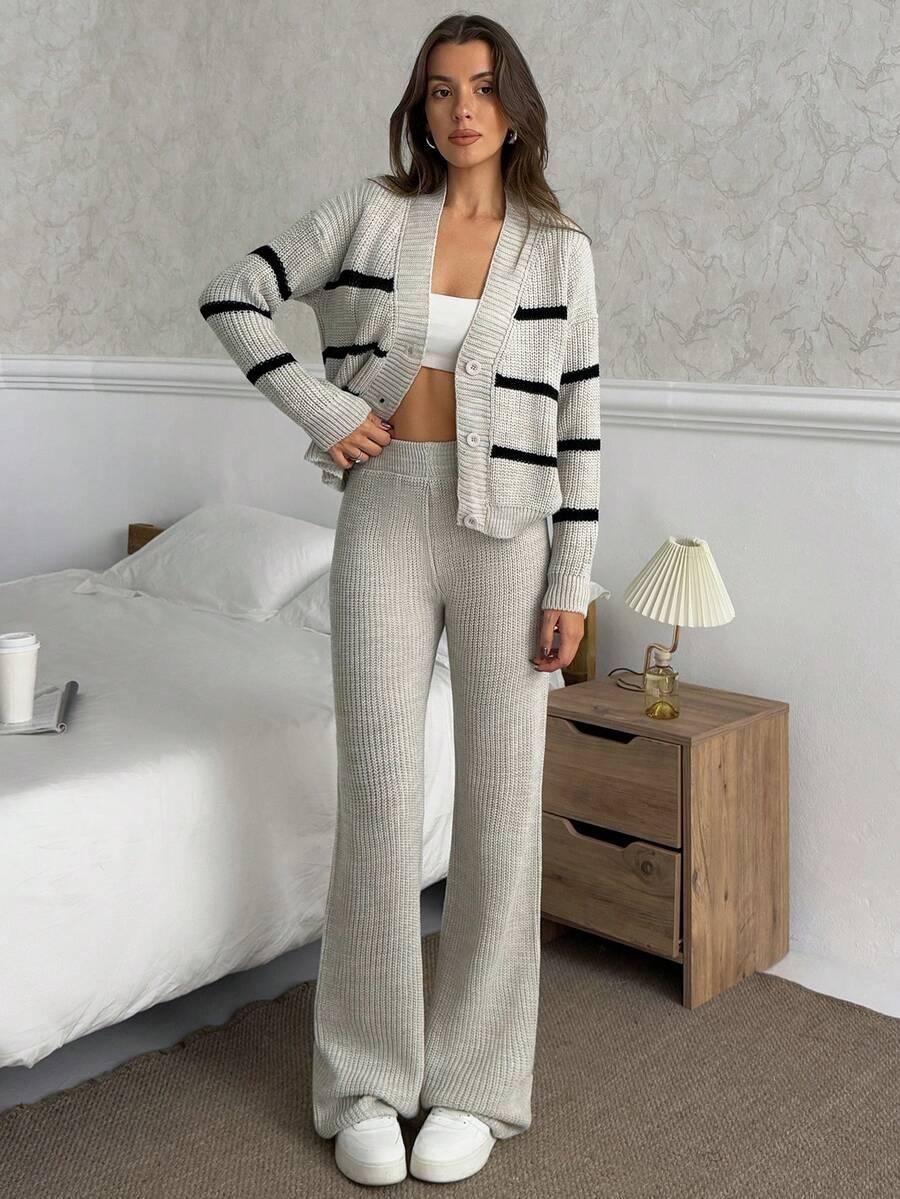 SWETER SPODNIE KOMPLET 