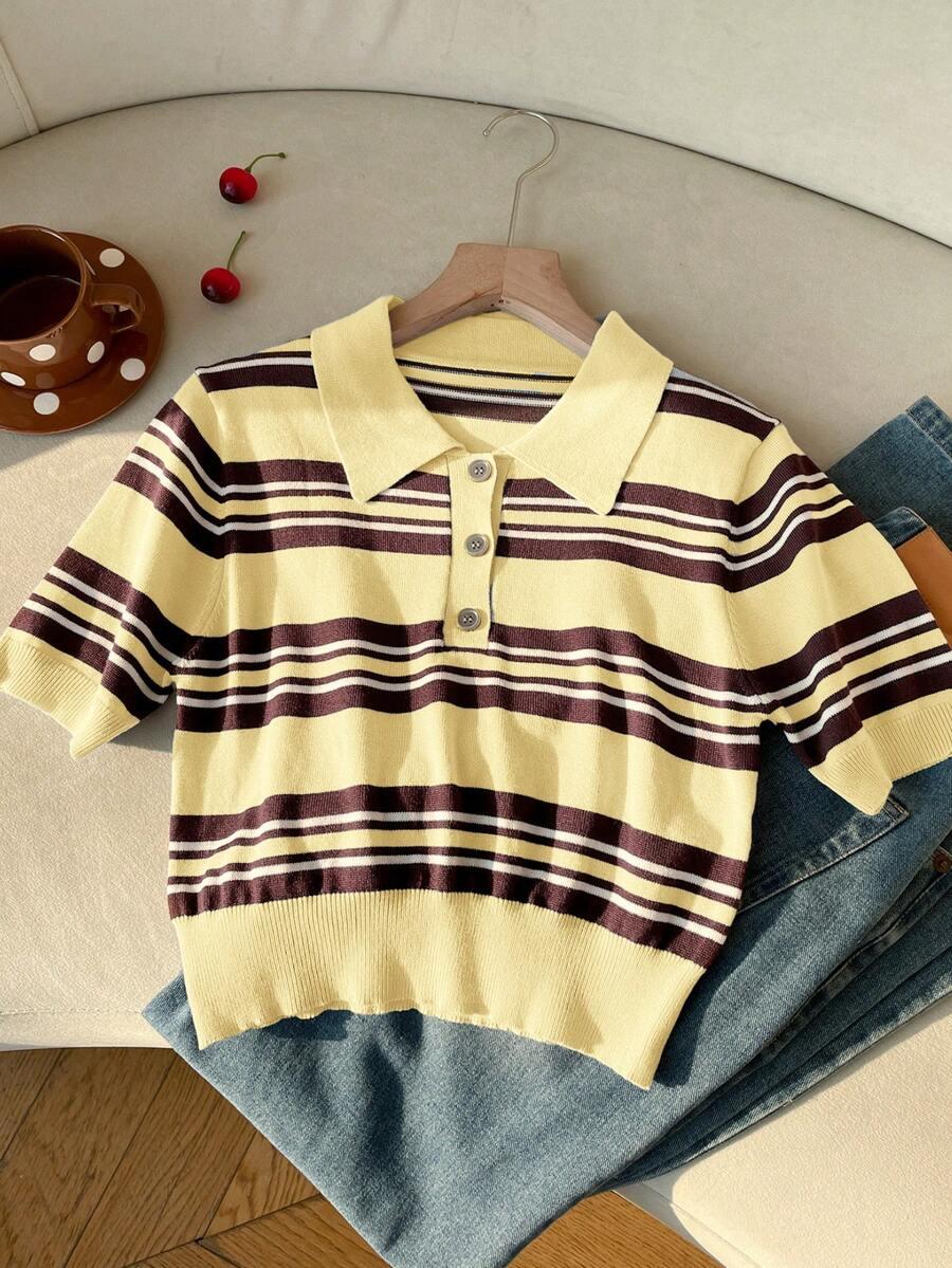 dzianinowy sweter wzór paski 