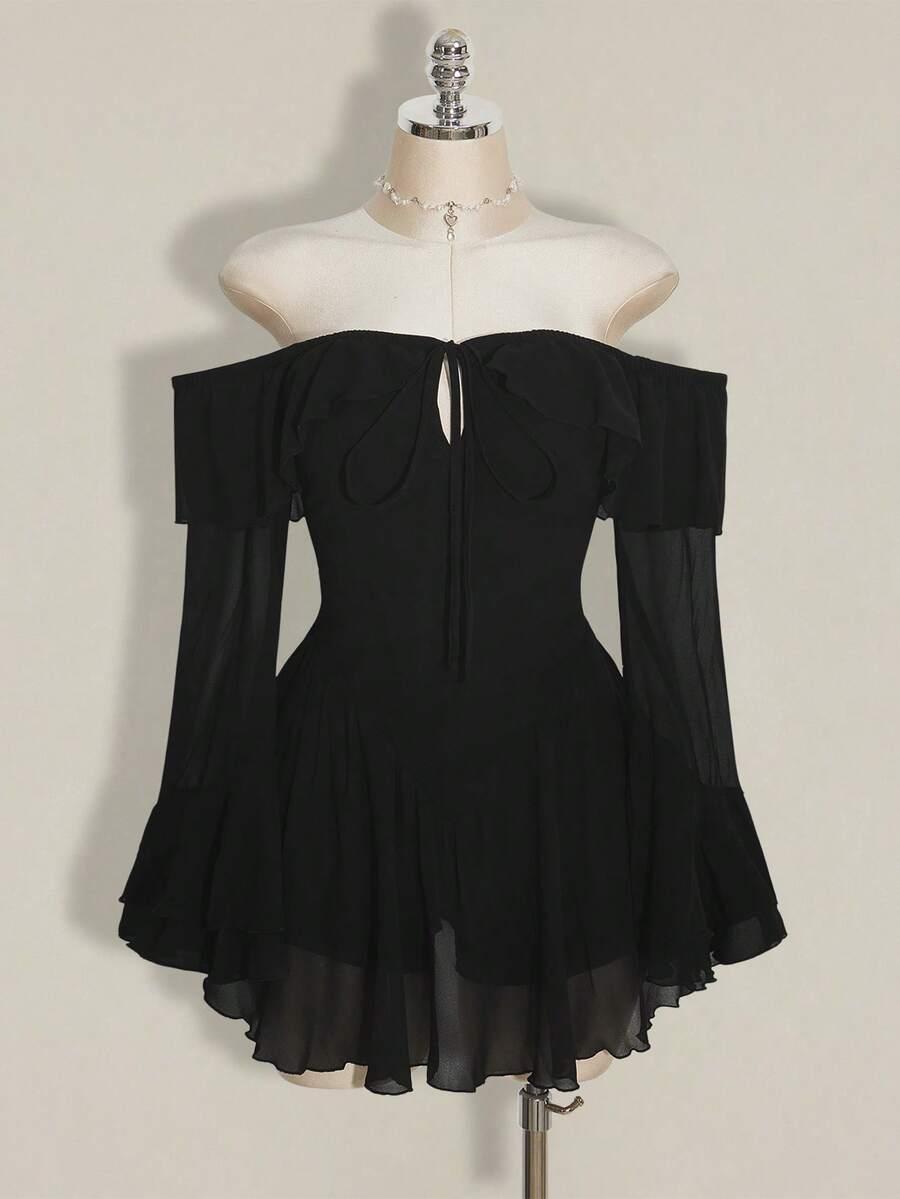 czarna mini sukienka 