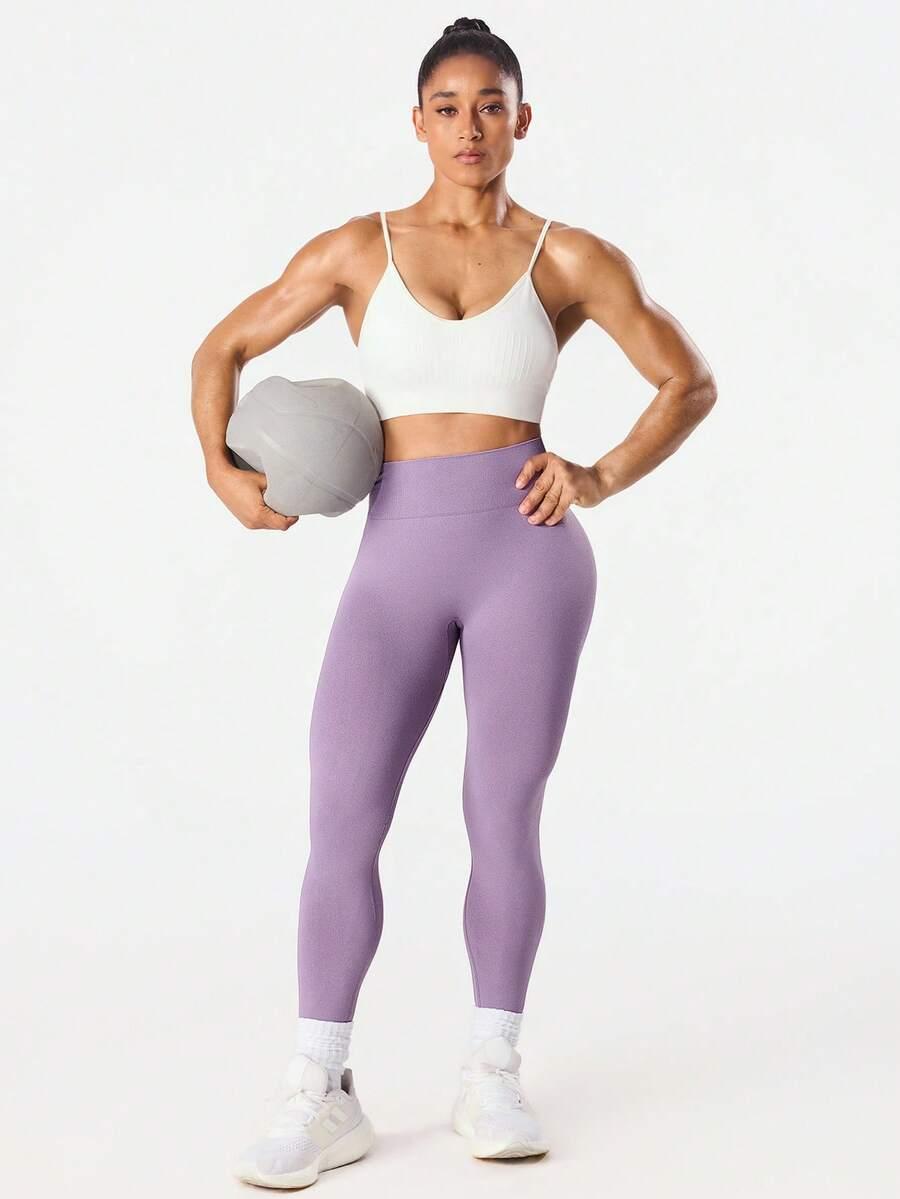 fioletowe sportowe legginsy