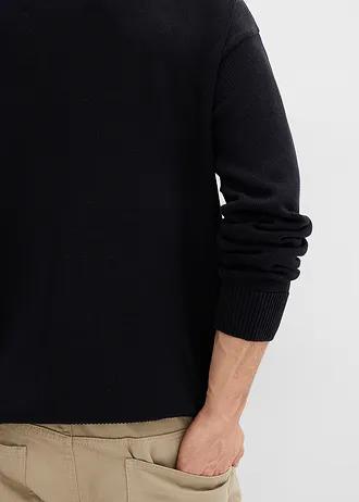 SWETER Z OKRĄGŁYM DEKOLTEM LUŹNY 