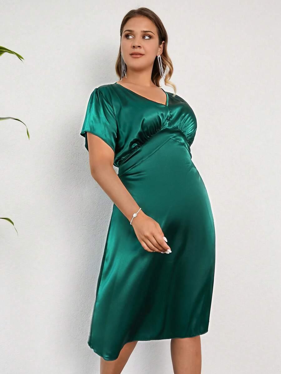 SUKIENKA Z IMITACJI SATYNY 
