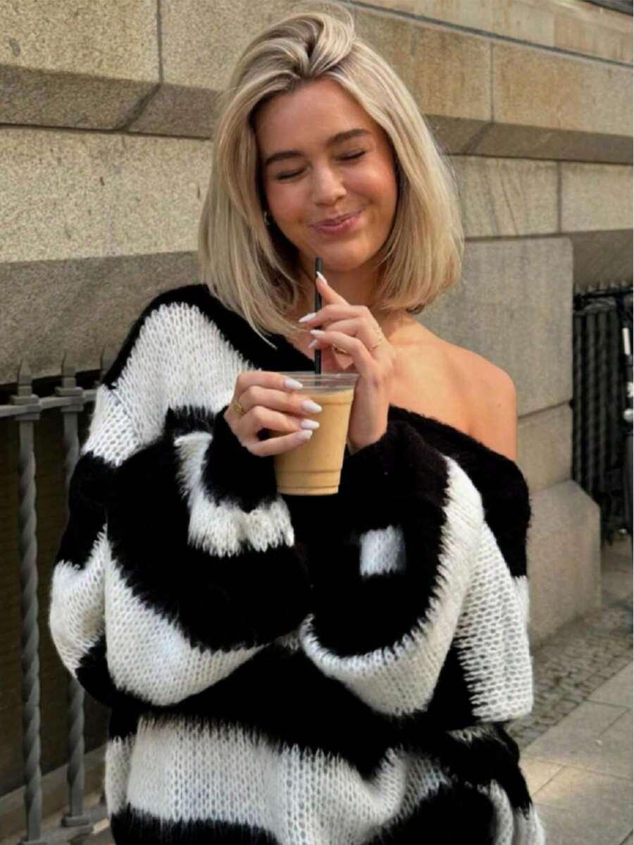 sweter paski fluffy kontrast