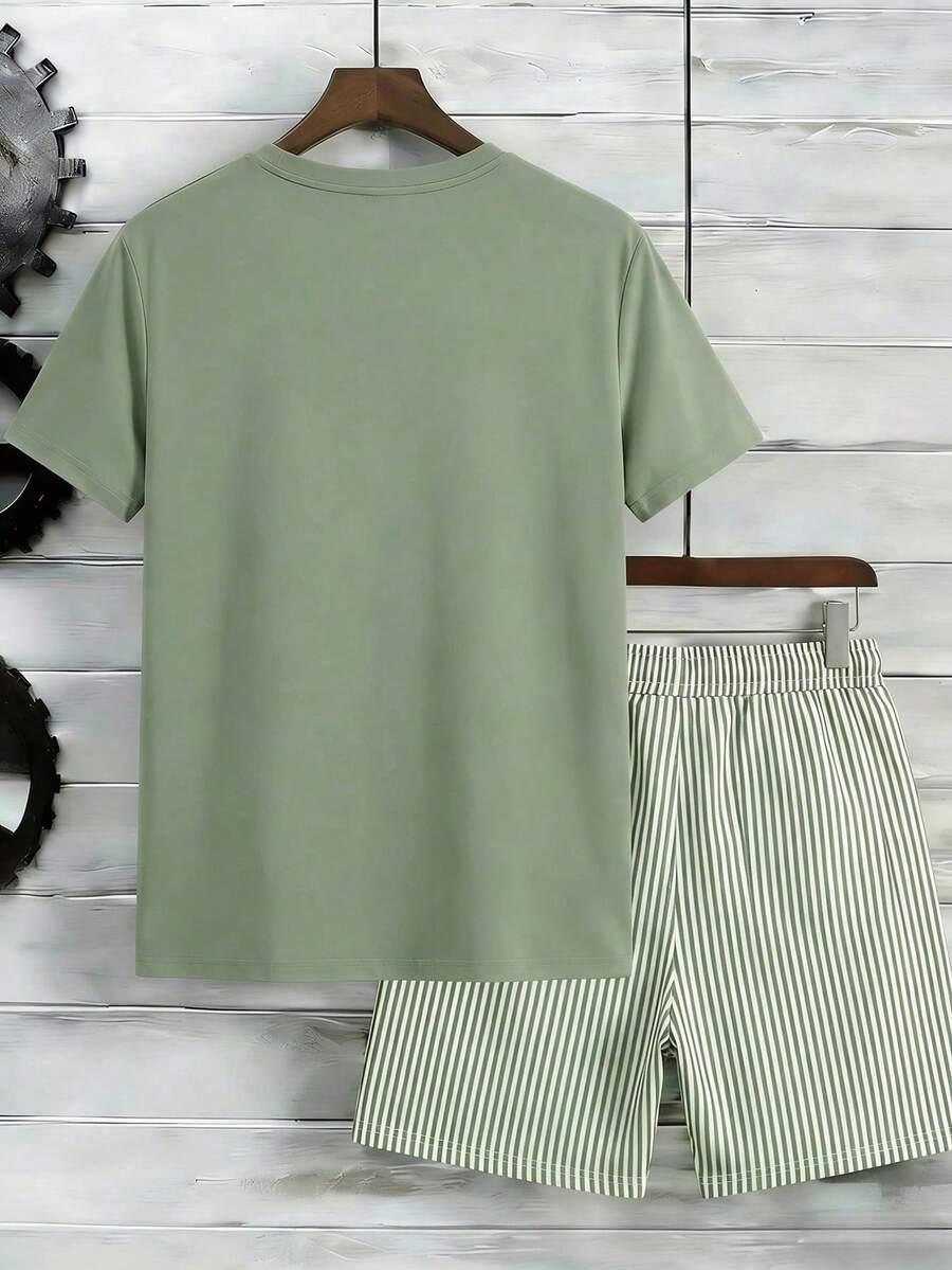 komplet t-shirt spodenki