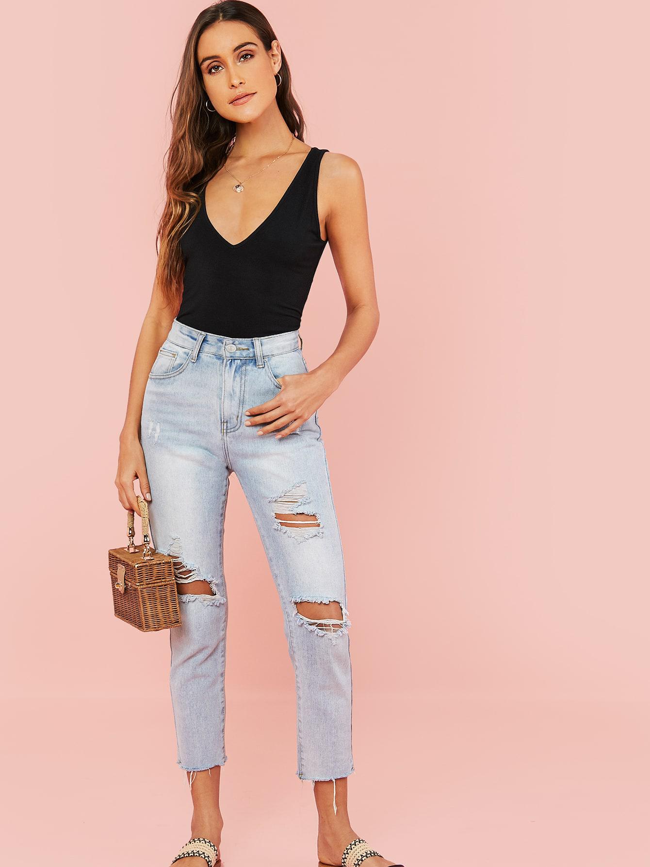 CZARNY TOP V-NECK 